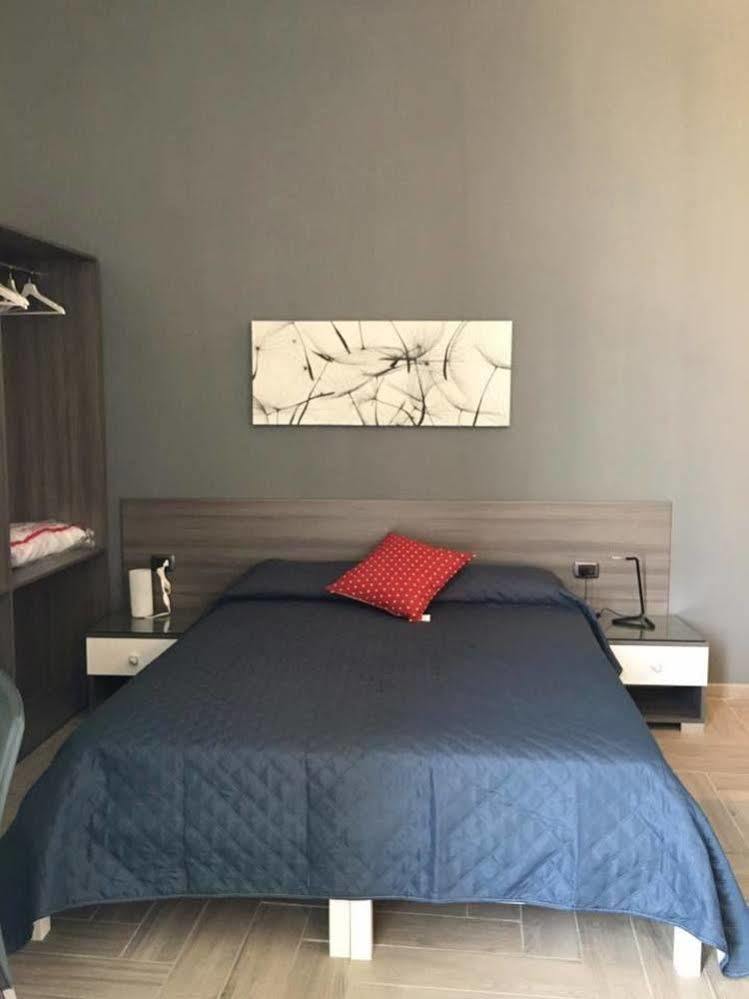 La Dimora Di Garibaldi Bed & Breakfast Napoli Eksteriør bilde