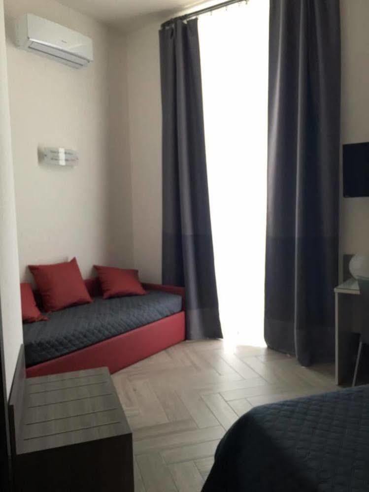 La Dimora Di Garibaldi Bed & Breakfast Napoli Eksteriør bilde
